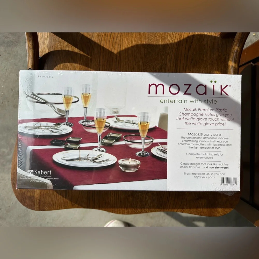 Mozaik Premium Plastic Champagne Flutes